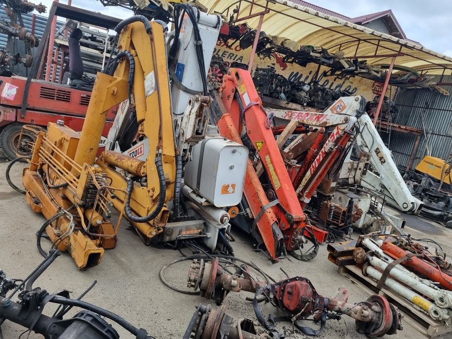 Vând macarale de diferite dimensiuni recent aduse din Italia