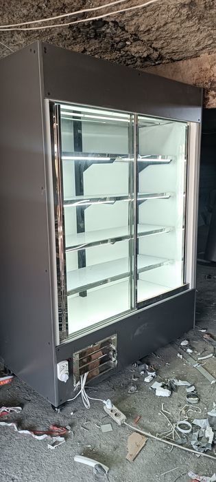 Xaladelnk shkaf malochka meva uchun