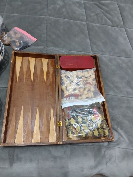 Table și șah din periada anilor 70