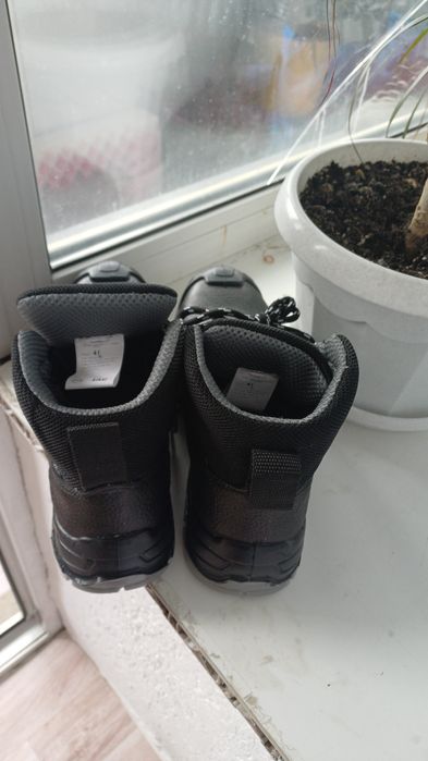 Продам берцы новые