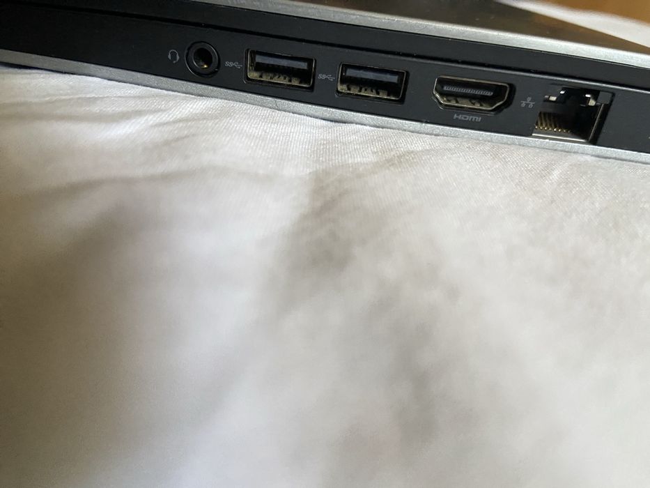 Лаптоп inspiron 15 i7