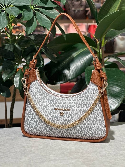 Geanta Michael Kors Noua !!! Dimensiuni 25/14 !!!