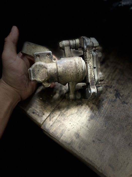 Etrier frana spate stanga cfMoto 450