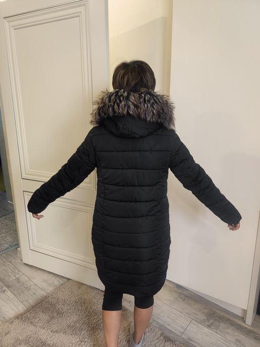 Зимняя куртка пуховик