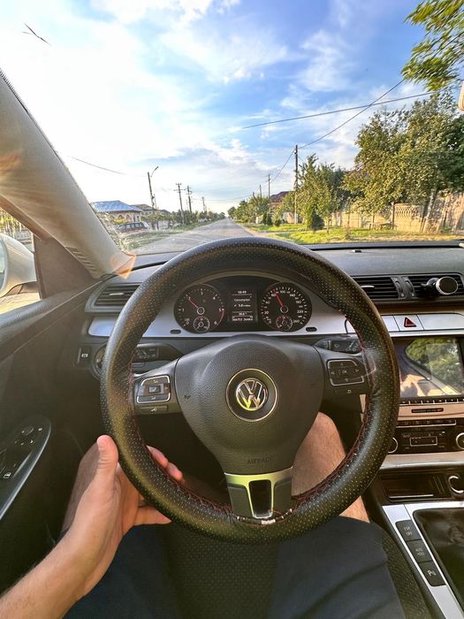 Volkswagen Passat B6 R-Line 4Motion – 2.0 TDI 140 CP – Manuală – 2010