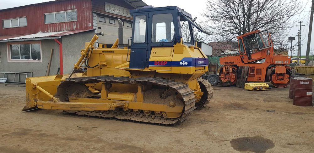 Buldozer Komatsu D58P