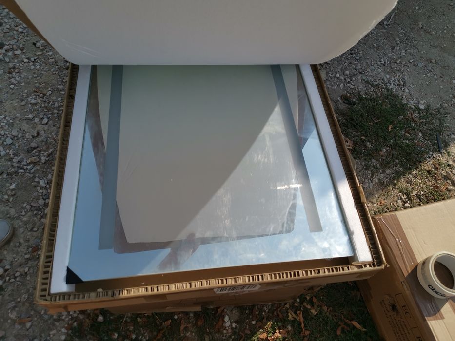 Огледало за баня 80×60 см. с нагревател и bluetooth колонки