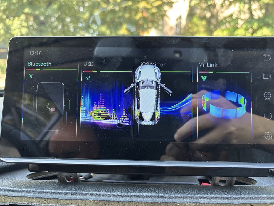 navigatie linux 10.25 inchi bmw f30 defecta!