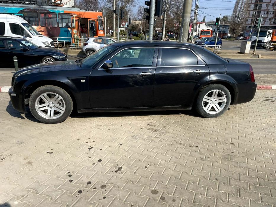 Vând sau Schimb  mașini