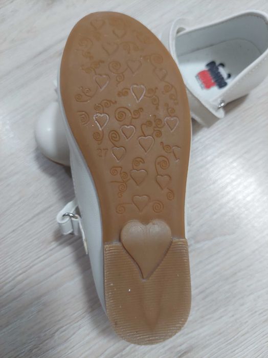 Детские туфли белые 27 размер