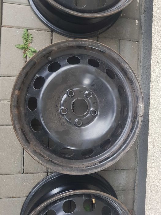 Set 4 jante roti otel 16 VW Golf 7 + capace
