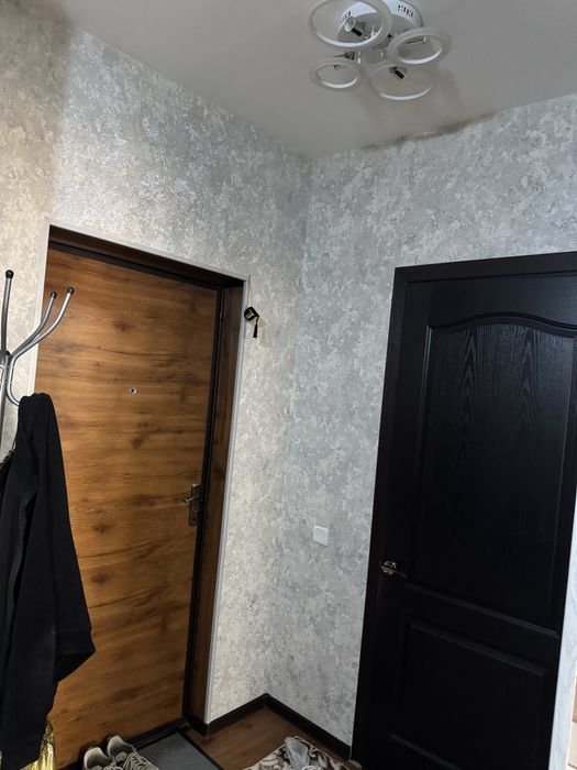 Dom 2 xona srochna sotiladi