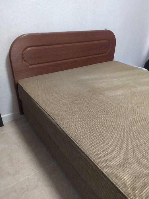 Односпальная кровать