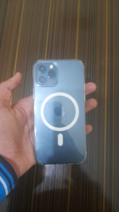 Айфон 12 про оргинал