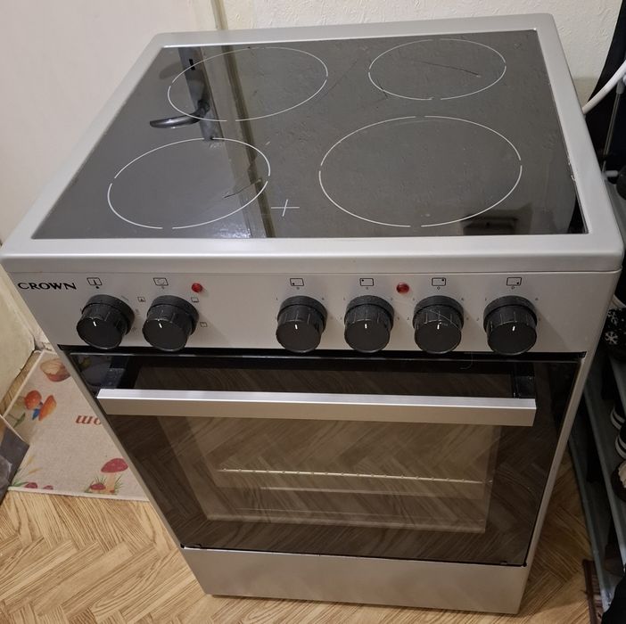 Готварска печка Crown CEC 6060V IX инокс, намира се в гр.Пловдив