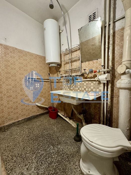Продава се Двустаен апартамент в Горна Оряховица - 62 кв.м за 1250 €/кв.м - Снимка #8