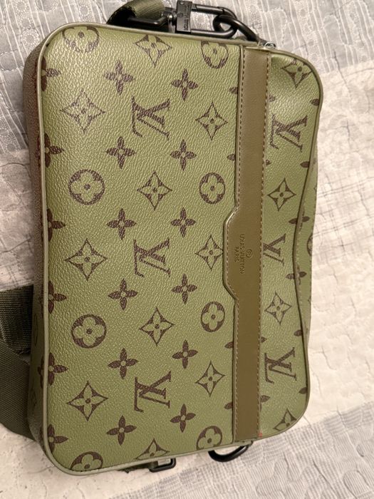 Louis Vuitton чанта за през рамо