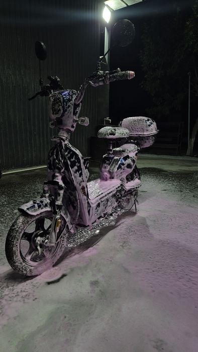 Skuter sotiladi srochna aybi yoq