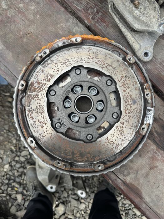 Cutie viteze manuală cu 6 trepte Benzina 1.3 Kit Ambreaj Dacia Renault Nissan TL4162 /320104715R/32010HV00C