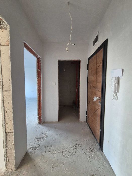 Продава се Двустаен апартамент в Пловдив, Южен - 68 кв.м за 1545 €/кв.м - Снимка #9