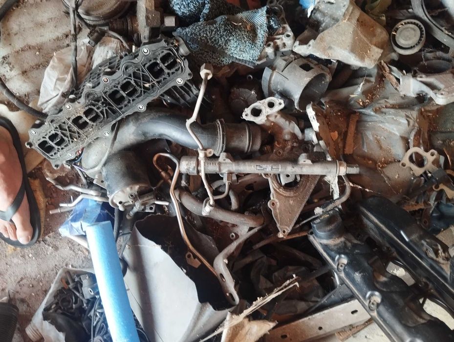 Цилиндрова глава OM651 Mercedes 2.5cdi glava mercedes w212