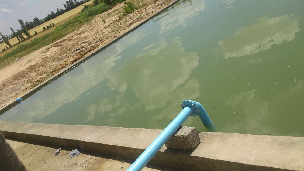 Резервуары  пленочные  для полива полей до 10000 кубометров воды