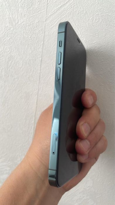 Продам Iphone 12 Pro