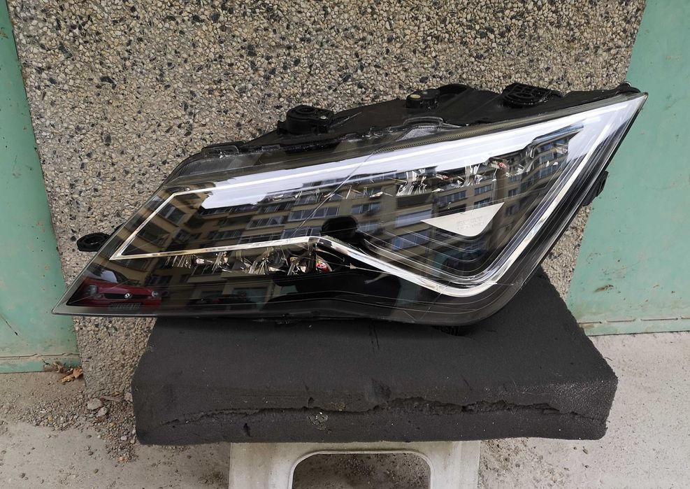 Оригинален фар Сеат Леон  Seat Leon Full Led