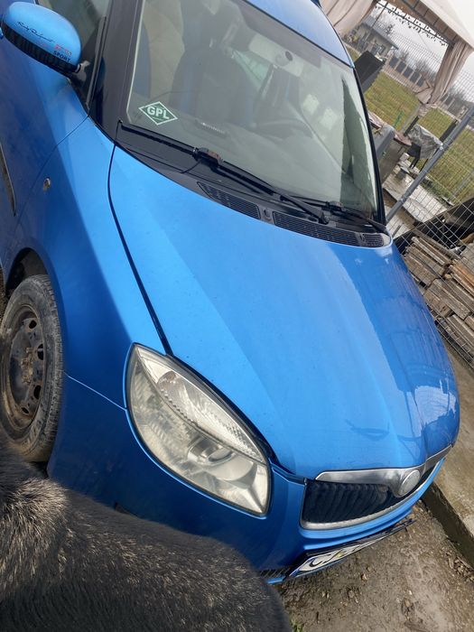 Roomster  benzina  -gpl in stare de functionare