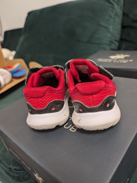 Adidași under armour mar 23.5