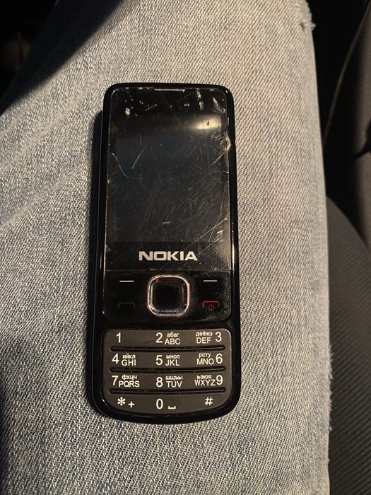 Сотовый Nokia 5700