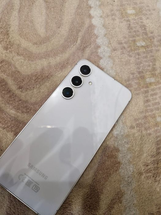 Samsung S24 FE 256GB