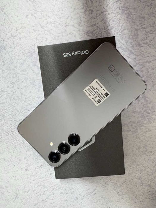 Samsung Galaxy S25   лот 972003  Уральск (0704)