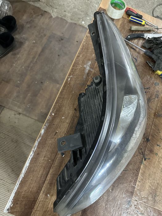 Фара hyundai solaris akcent 2018 левая