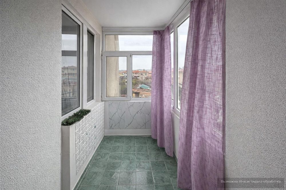 Тристаен апартамент в кв. Банево