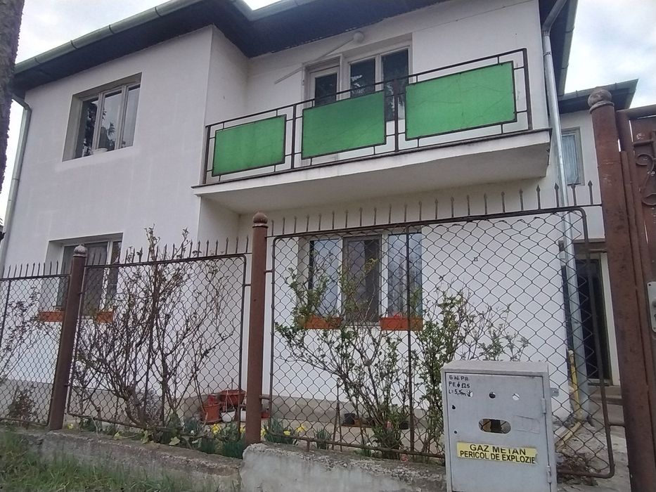 Casa de vânzare strada Cornesti