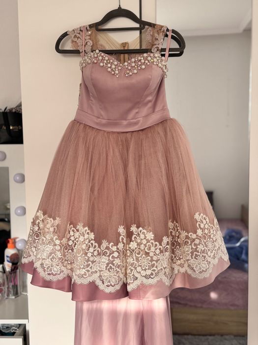 Къса елегантна рокля