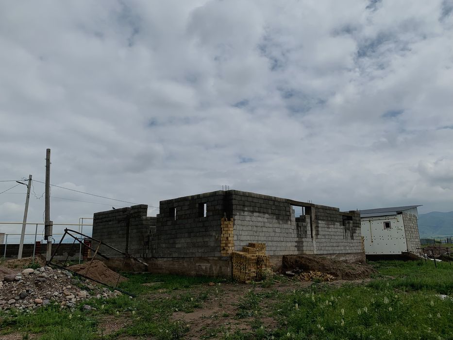 Продам дом не достройный