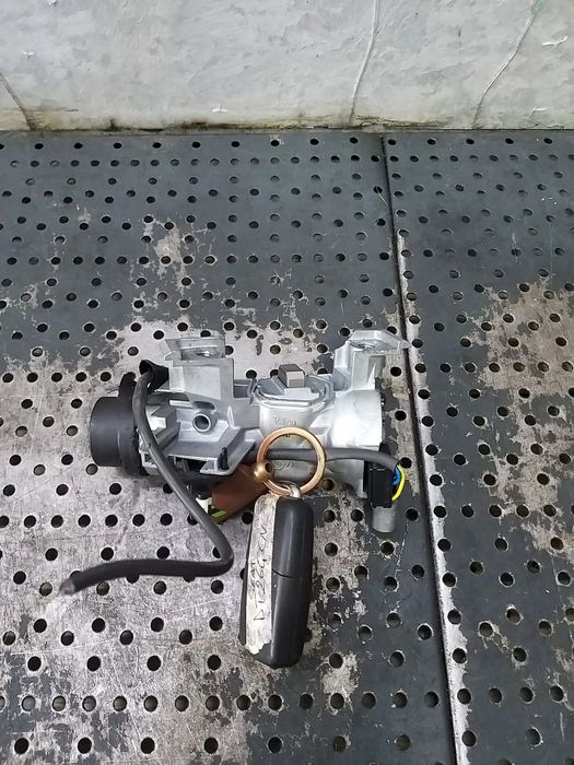 Contact auto cu cheie seat leon 1p 1k0905851b