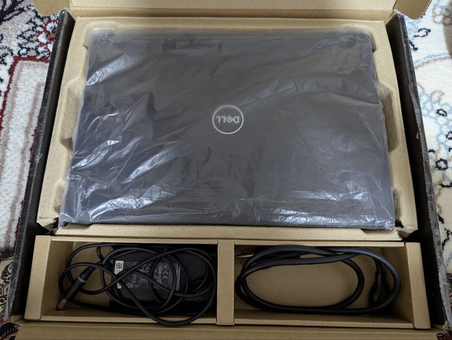 Ноутбук: Dell Latitude 5490 (USA)
Ҳолати: Аъло
Экран: 14 дюйм  (IPS 19