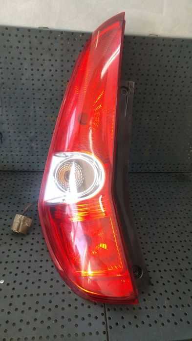 Stop tripla lampa stanga suzuki splash 89071589 3560451k10