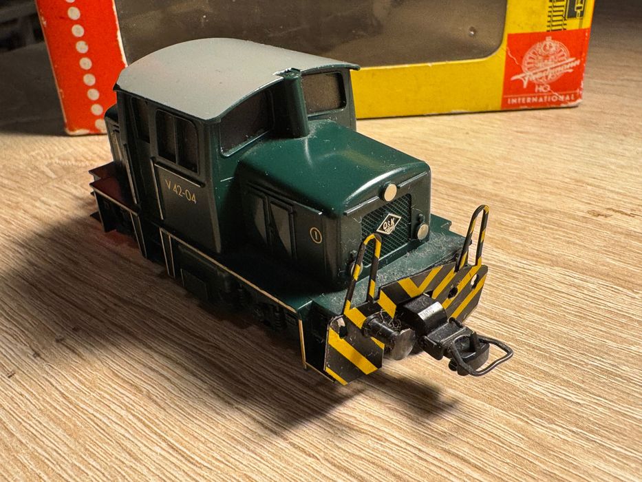 Locomotiva diesel Fleischmann V42-04 H0