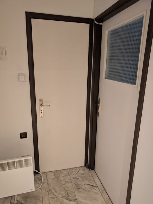 Интериорни врати