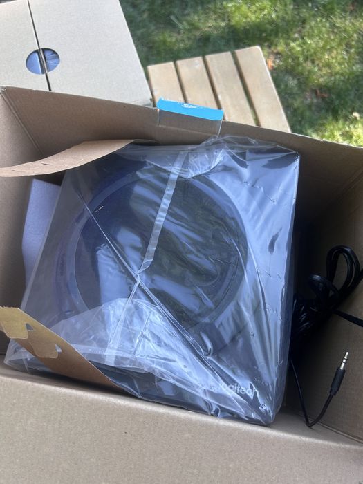 Boxe Logithec Z333 Noi-noute