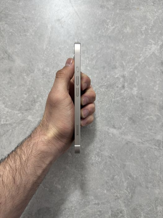 iPhone 13 128GB Starlight