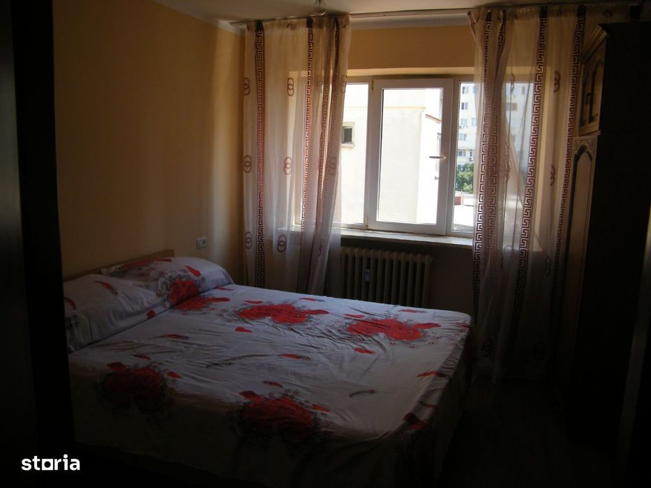 2 camere circular Brazda (Piata Baba Novac)