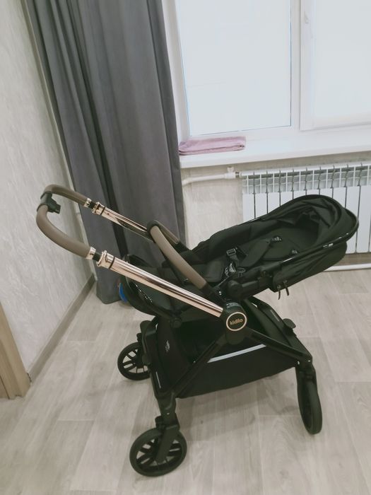 Продаю новую коляску