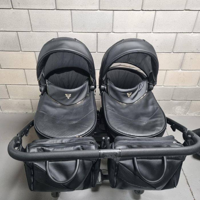 Количка за близнаци Junama Fluo Duo 3в1