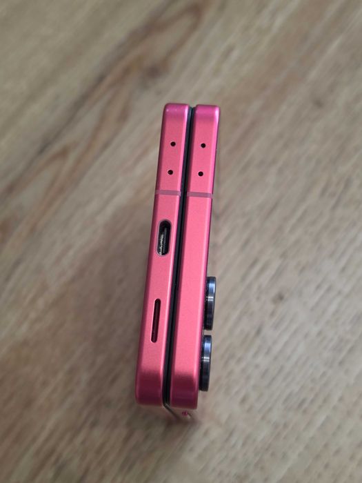 Samsung Galaxy Z Flip7 256GB Red