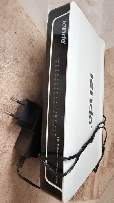 Продам коммутатор tenda 16 port